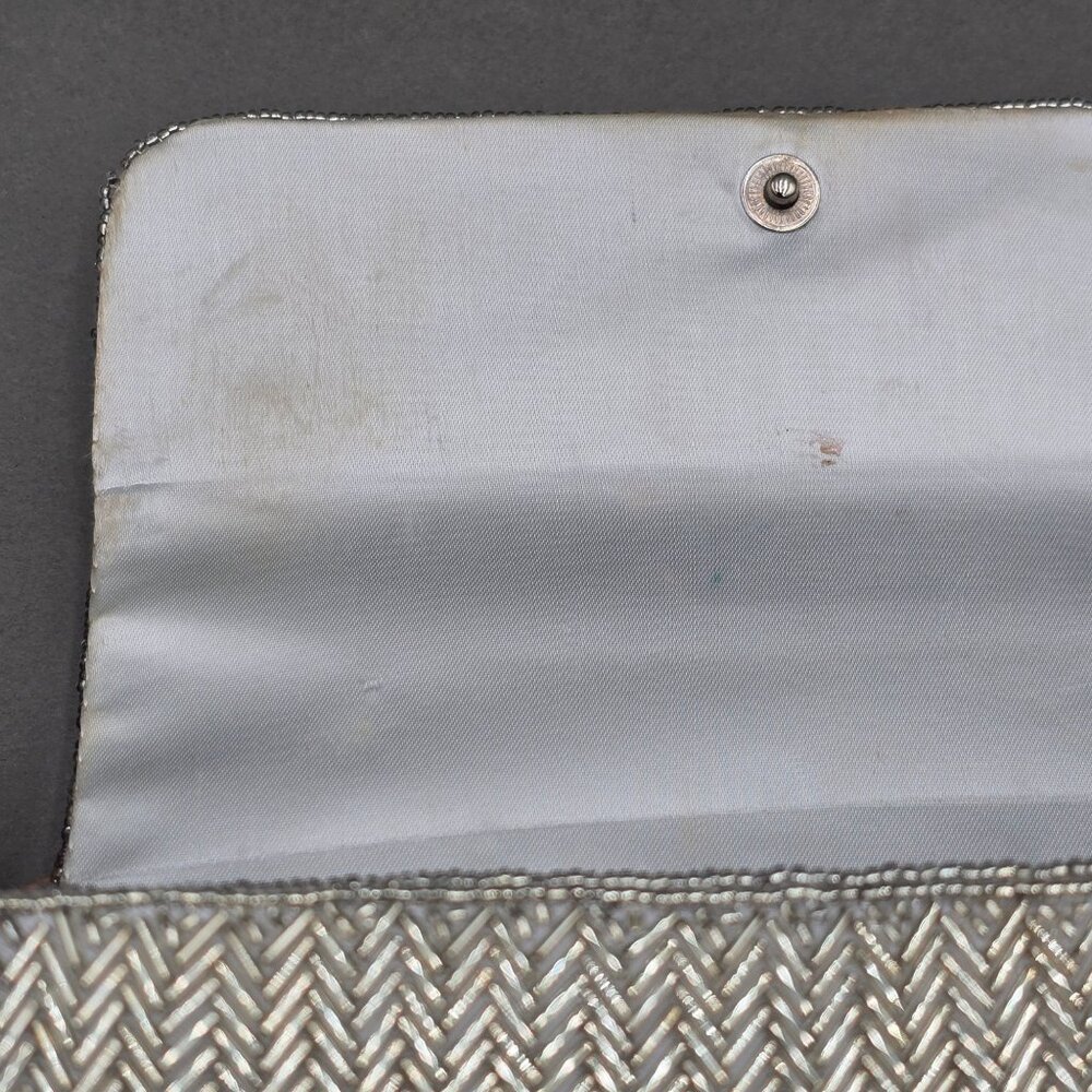 VTG Silver Beaded Herringbone Evening Bag Top Handle 50s La Regale READ - Picture 12 of 15